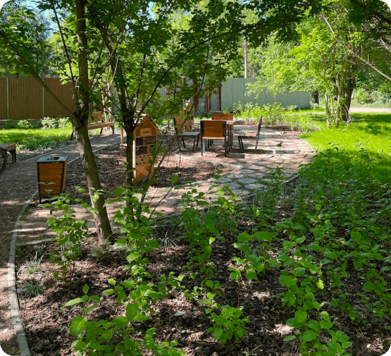 Poznaj Olsza Park Pod Białuchą, zieloną oazę w dzielnicy Olsza, idealne miejsce do relaksu, spacerów i spotkań na świeżym powietrzu.